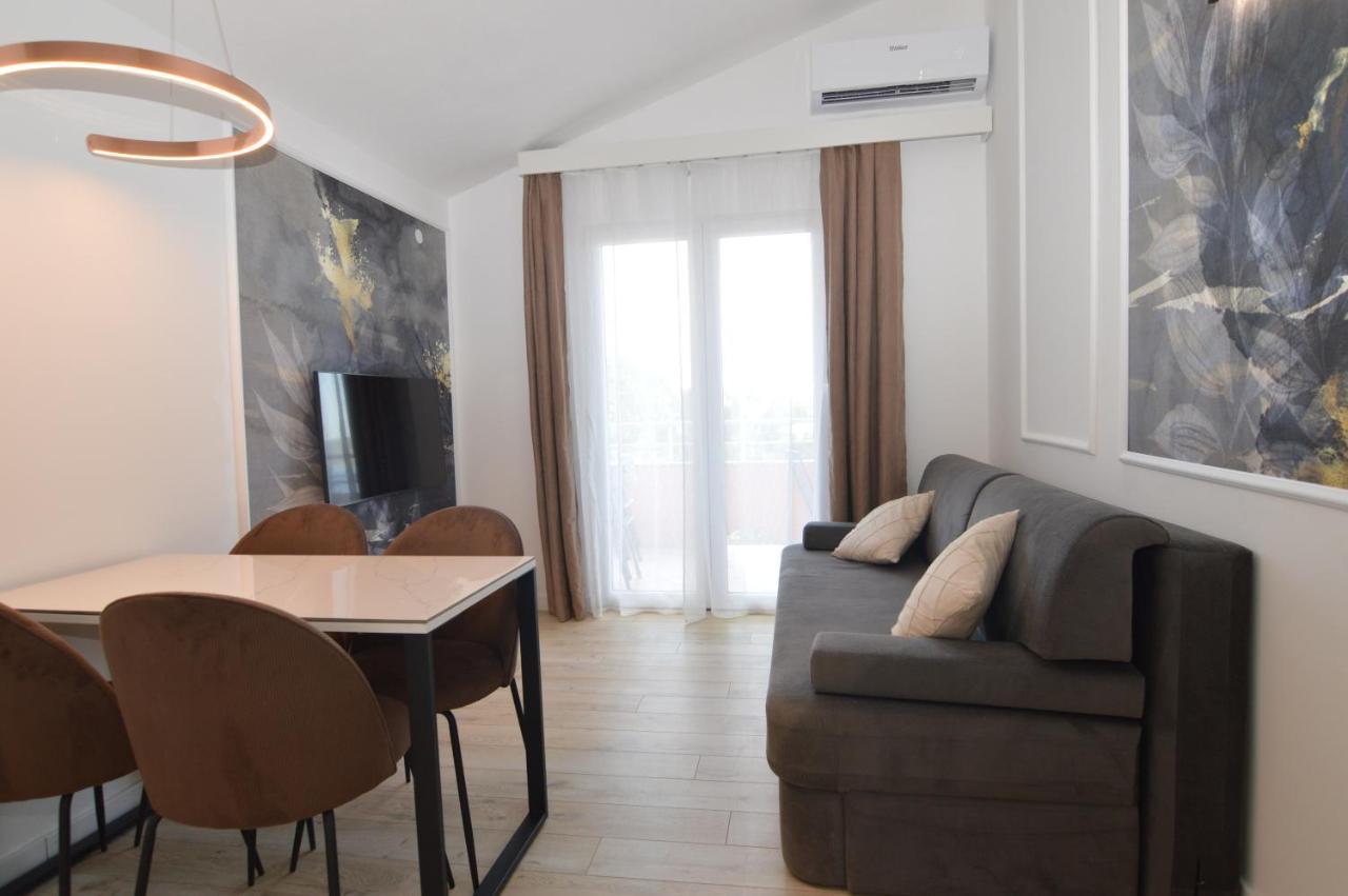 Apartments Amari Стариград-Пакленица Экстерьер фото